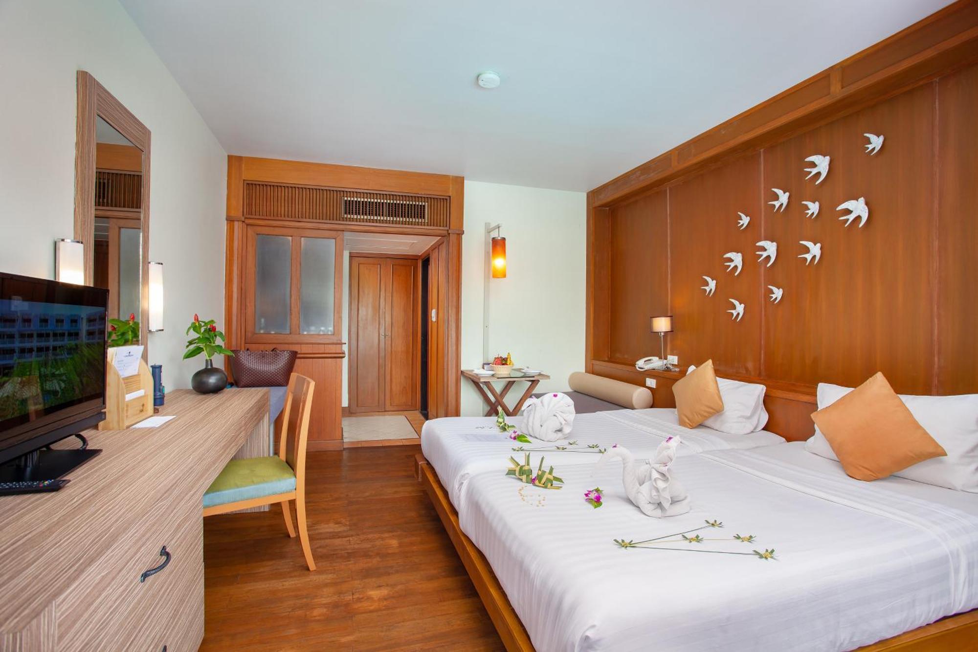 普吉岛-瓶庐海景度假酒店 Phuket Pl Seaview Resort Patong Exterior photo